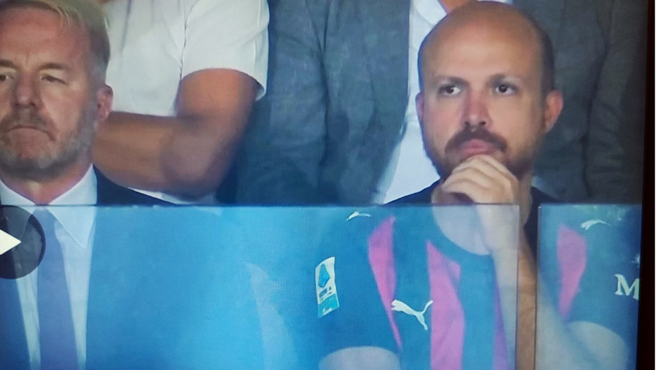 Bilal Erdoğan Lecce Milan maçında ne arıyor? Fanatik taraftar çıktı