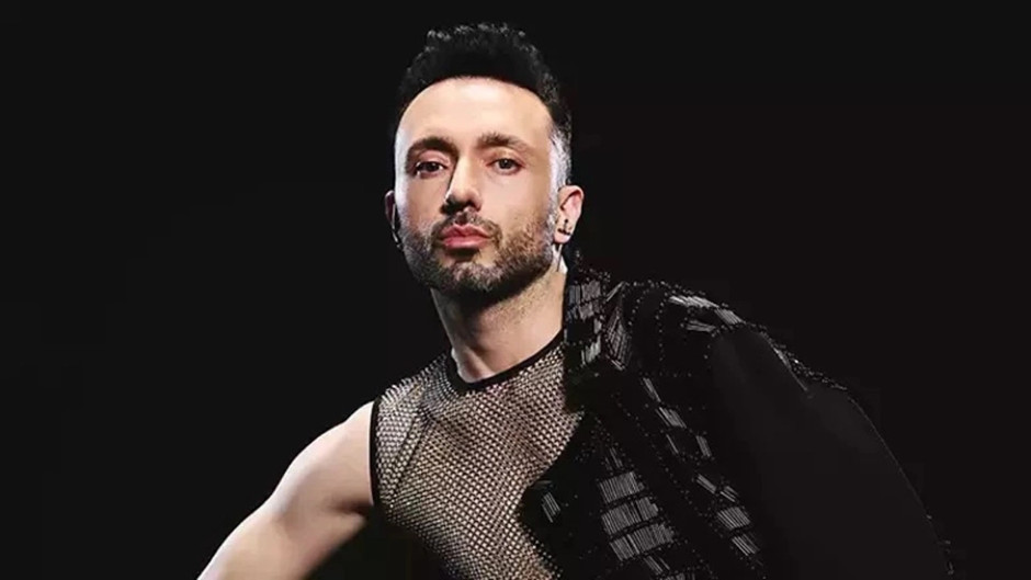 Tek dert LGBT: Aile Bakanlığı Mabel Matiz’in Perperişan şarkısına erişim engeli istedi