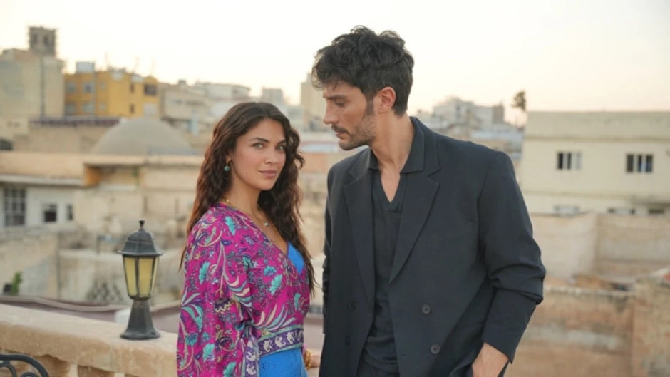 Halef dizisindeki çekim hatası gözden kaçmadı