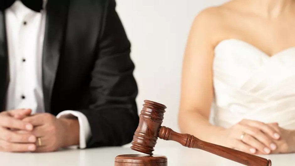 Boşanma davalarına yön verecek karar: Kusur var, tazminat yok