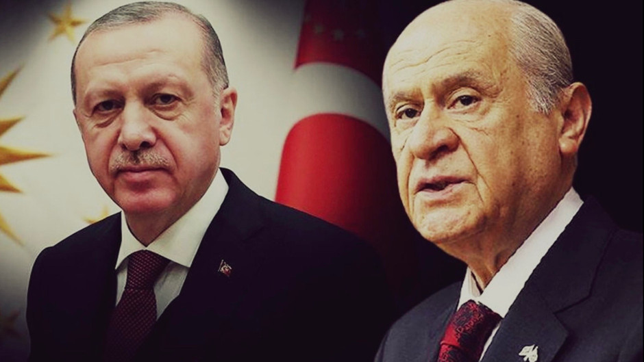 Erdoğan ve Bahçeli görüşmesinde merak edilen kırmızı dosyanın içinde ne vardı?
