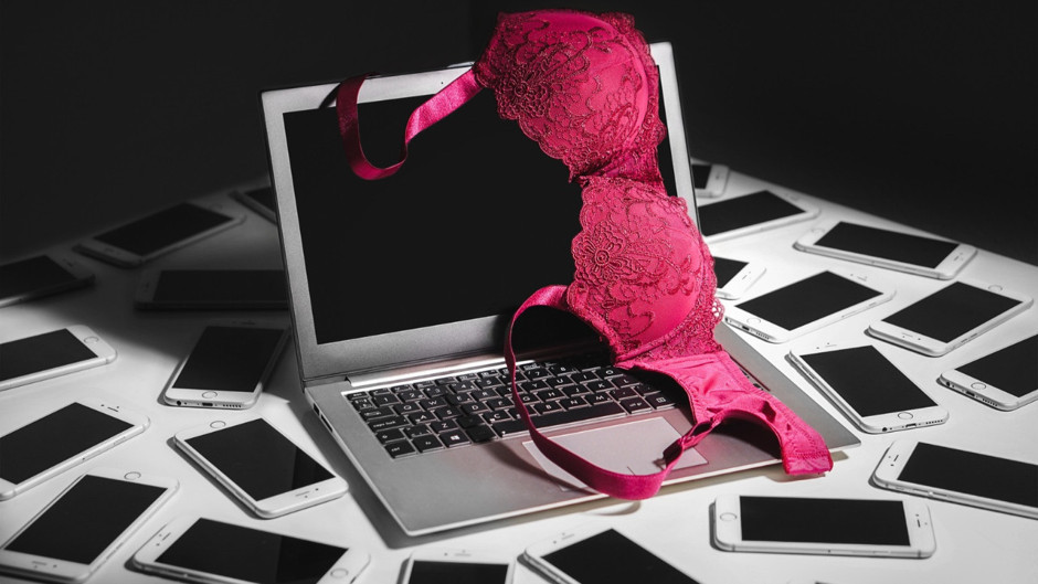 Diyanet'ten eskort açıklaması: İnsanın olduğu yerde birtakım hatalar olabilir