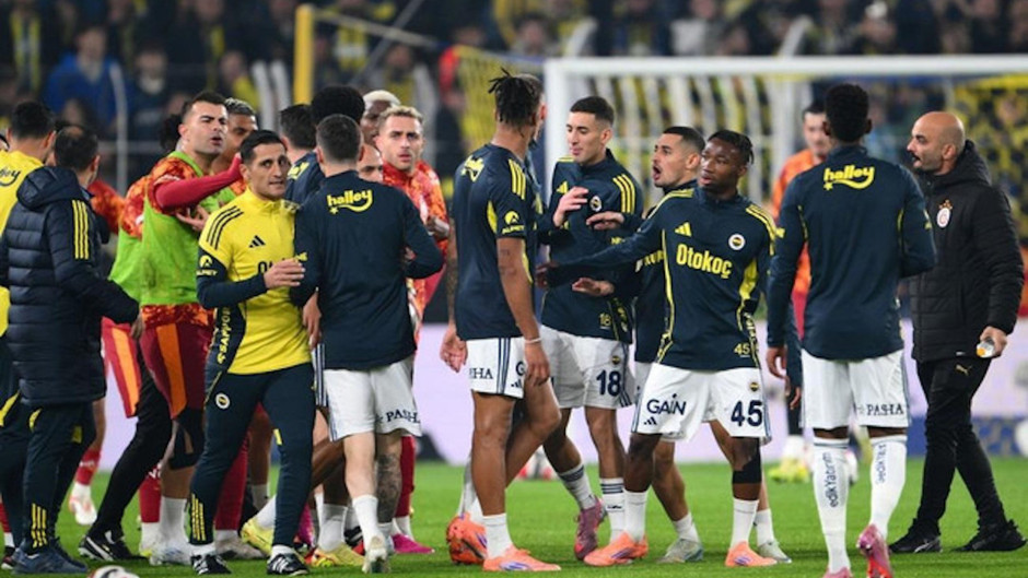 Fenerbahçe-Galatasaray derbisinde PFDK’dan cezalar ve sevkler