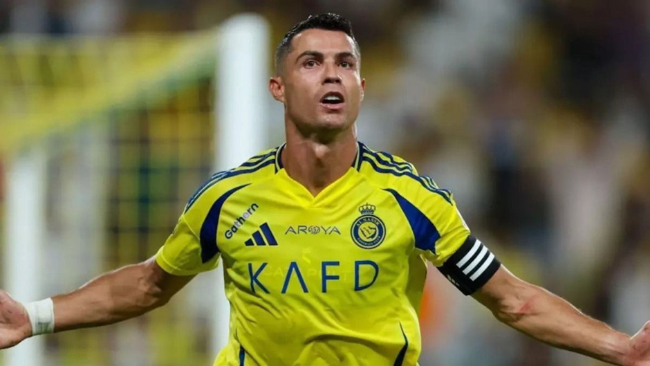 Futbolcu Ronaldo, UD Almeria’da resmen ortak oldu