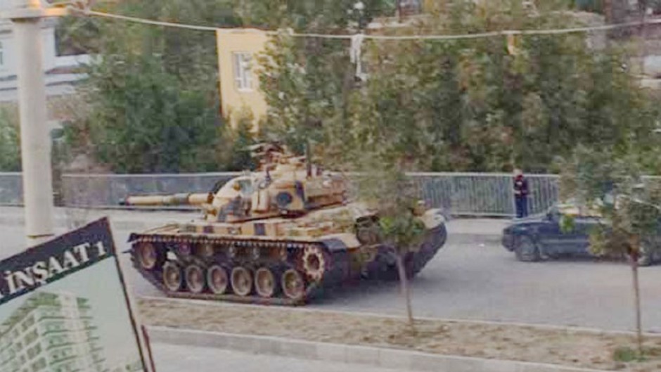 Silvan'da tank destekli operasyon başladı