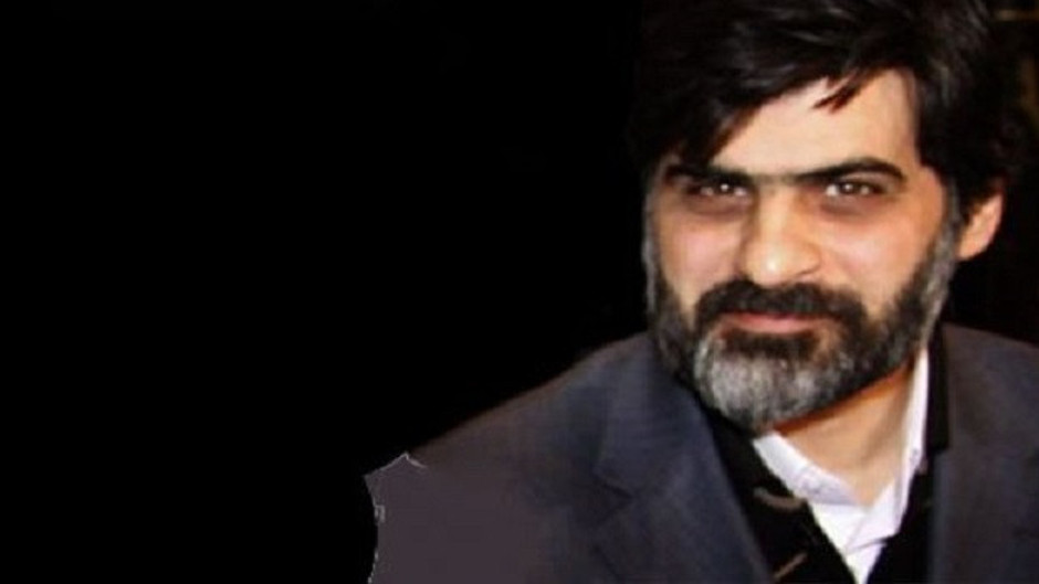 Akit yazarı Karahasanoğlu tezek dökenlere sahip çıktı!