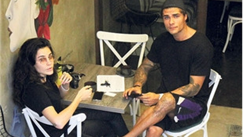 Sevgili değil kankayız