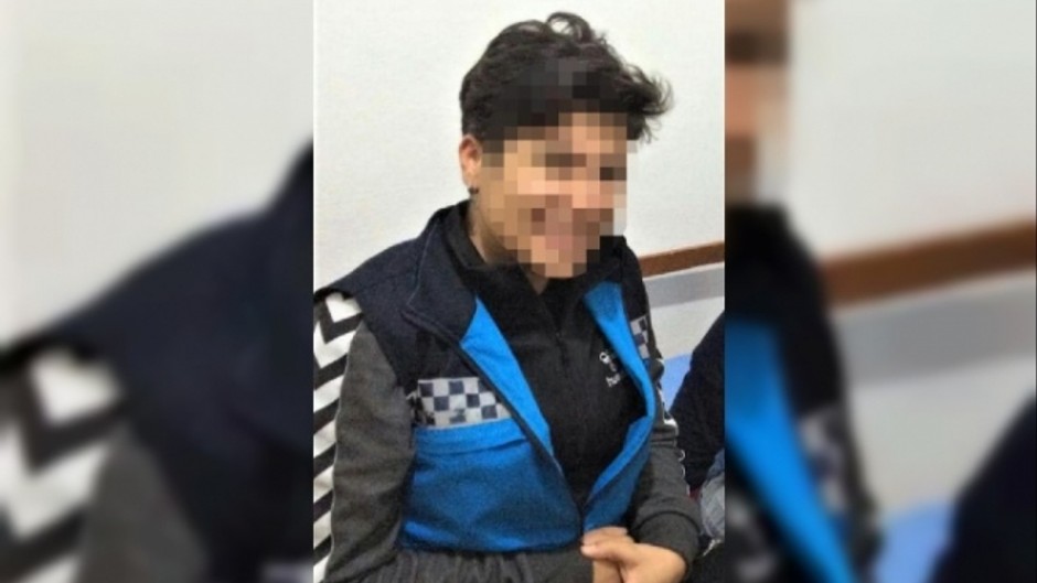 Aleyna Trabzon'dan gelip Zabıta Gamze'yi vurdu