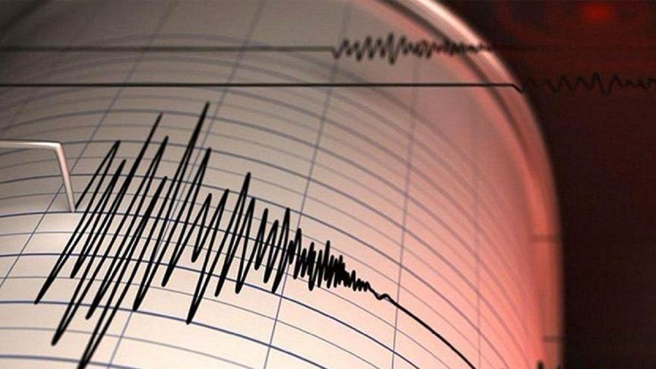 İstanbul ve Manisa’da peş peşe korkutan depremler