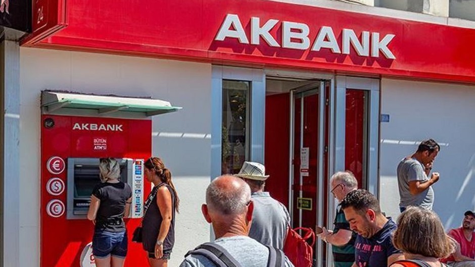 Sistemleri Çöken Akbank'tan Yeni Açıklama