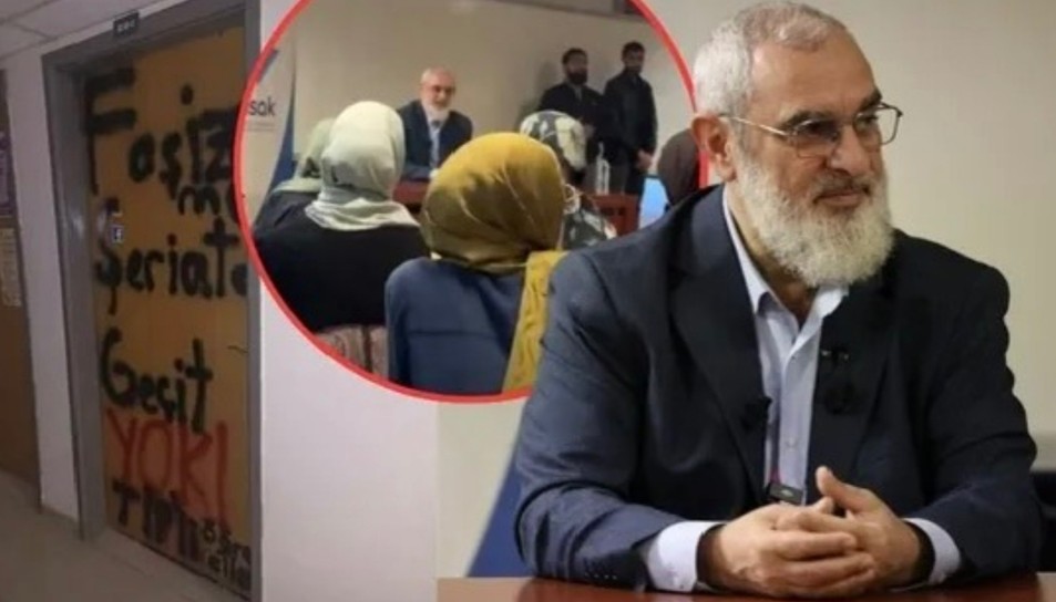 Boğaziçi öğrencilerinden yobaz Nureddin Yıldız’a yumurtalı protesto
