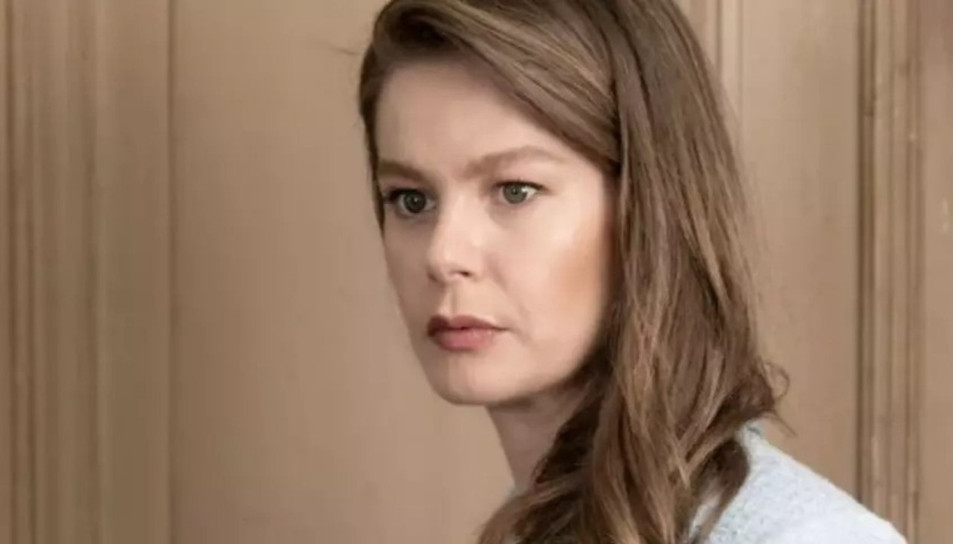 Burcu Biricik’ten sürpriz karar: Kızını köyde büyütmek için Ayvalık’ta otel açtı