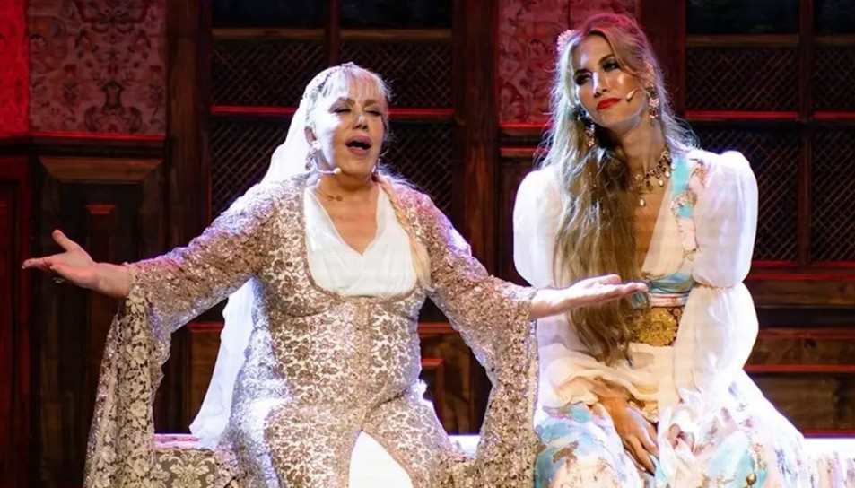 Yedi Kocalı Hürmüz krizi: Mine Koşan kovuldu, Çağla Şıkel sessizliğini bozdu