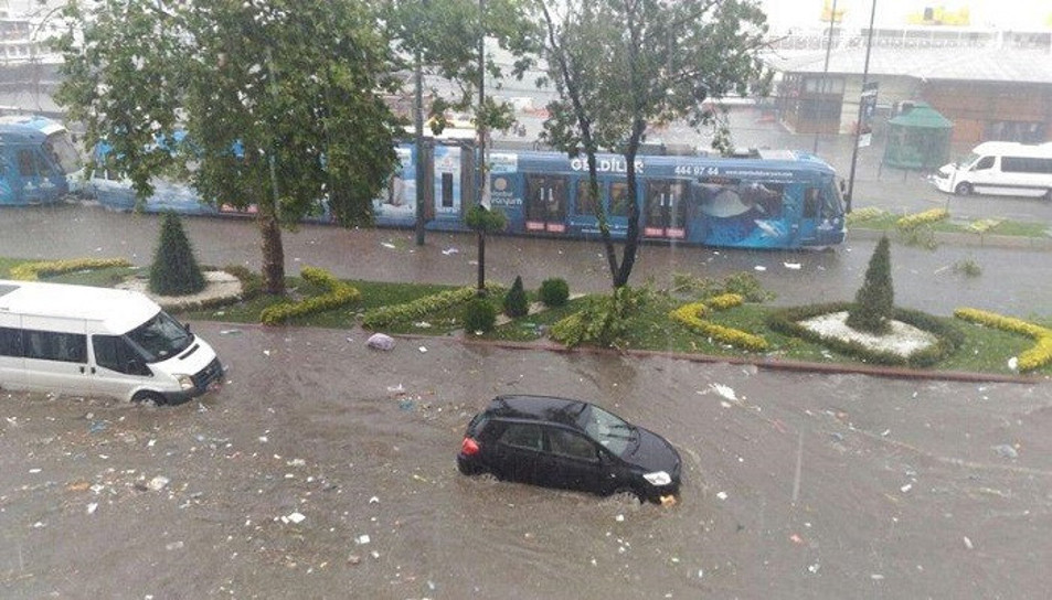 Dolu ve sağanak yağmur geliyor! Meteoroloji’den açıklama…
