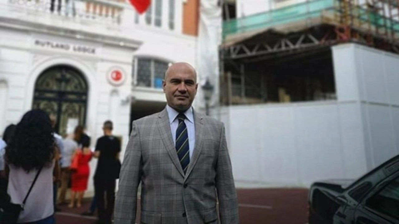 İyi Partili Çömez: AKP'li Sayan Kaya ve eşi 5 ayda 2 kamyon dolusu para kazanmış
