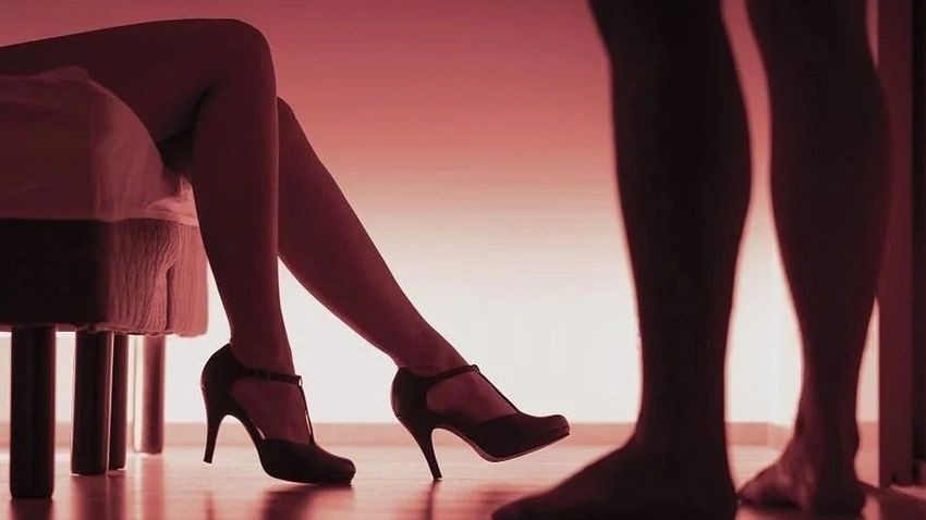 Çağırdığı escort kadını beğenmeyip göndermek istedi, escort kadın müşterisine dehşeti yaşattı - Resim: 1