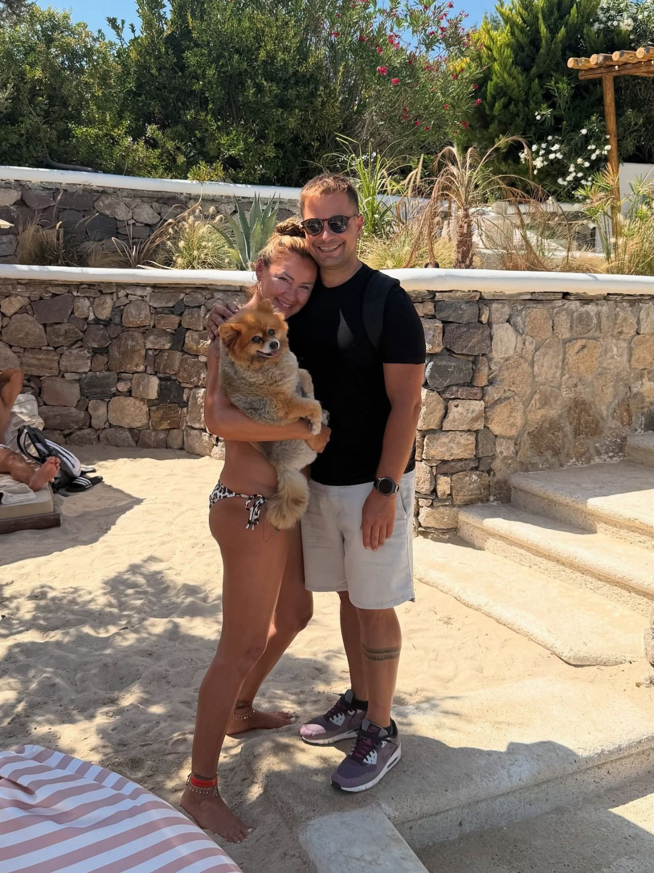 Pınar Altuğ'un bikinil pozuna gelen donsuz çıkın yorumuna tepki yağdı - Resim: 1