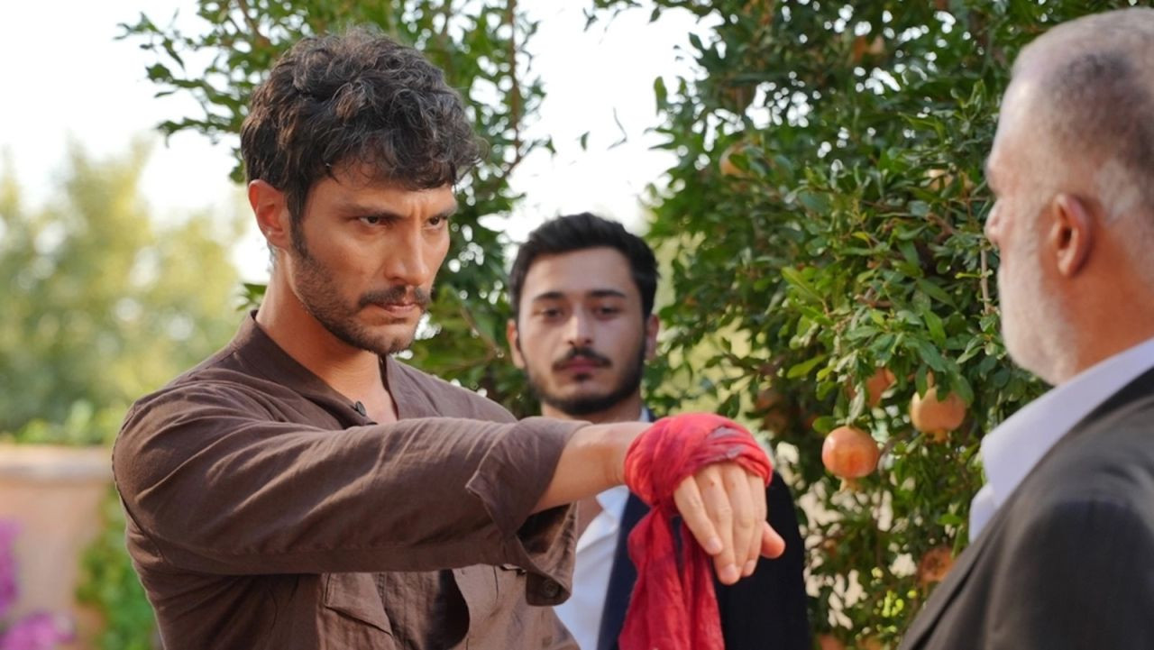 25 Eylül 2025 reyting sonuçları: Halef Köklerin Çağrısı mı, MasterChef mi, Veliaht mı zirvede? - Resim: 1