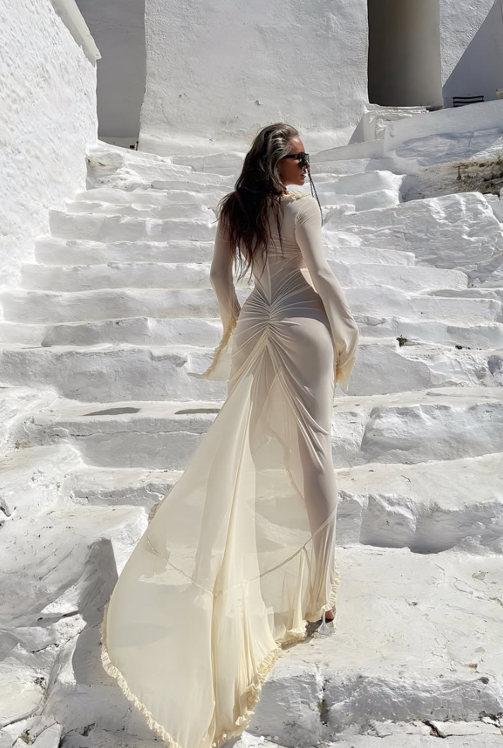 Eda Taşpınar'dan cesur paylaşımlar: Minik bikinisiyle genç kızlara meydan okudu - Resim: 5