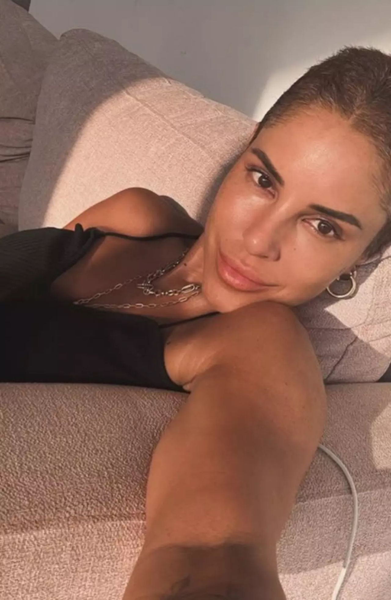 Irmak Ünal'ın hayat savaşı: 10 aydır meme kanseri tedavisi görüyor - Resim: 4