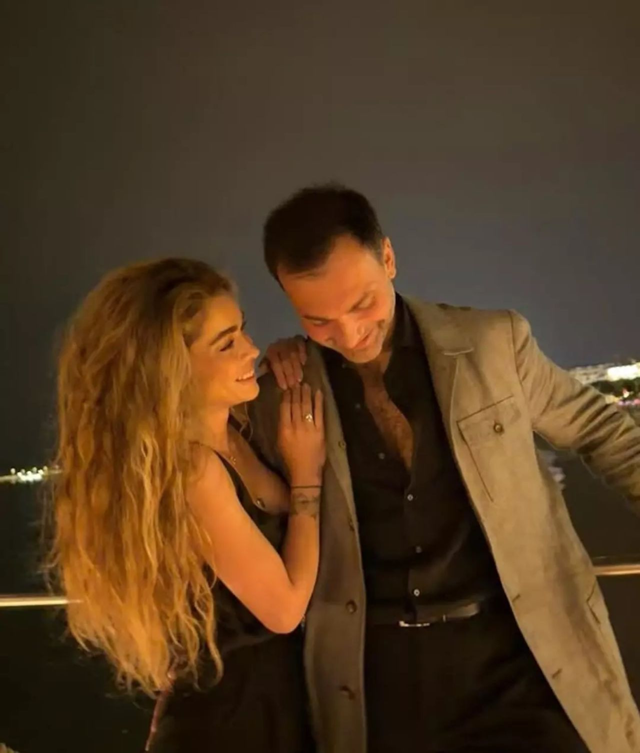 Öykü Çelik’ten evlilik sürprizi! Çakıcı Ailesi'ne gelin oluyor - Resim: 4