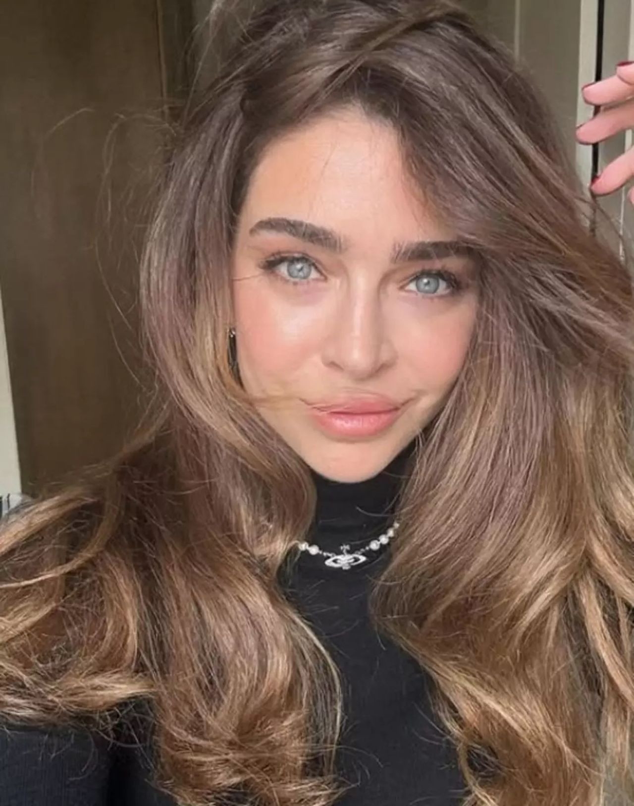 Öykü Çelik’ten evlilik sürprizi! Çakıcı Ailesi'ne gelin oluyor - Resim: 2