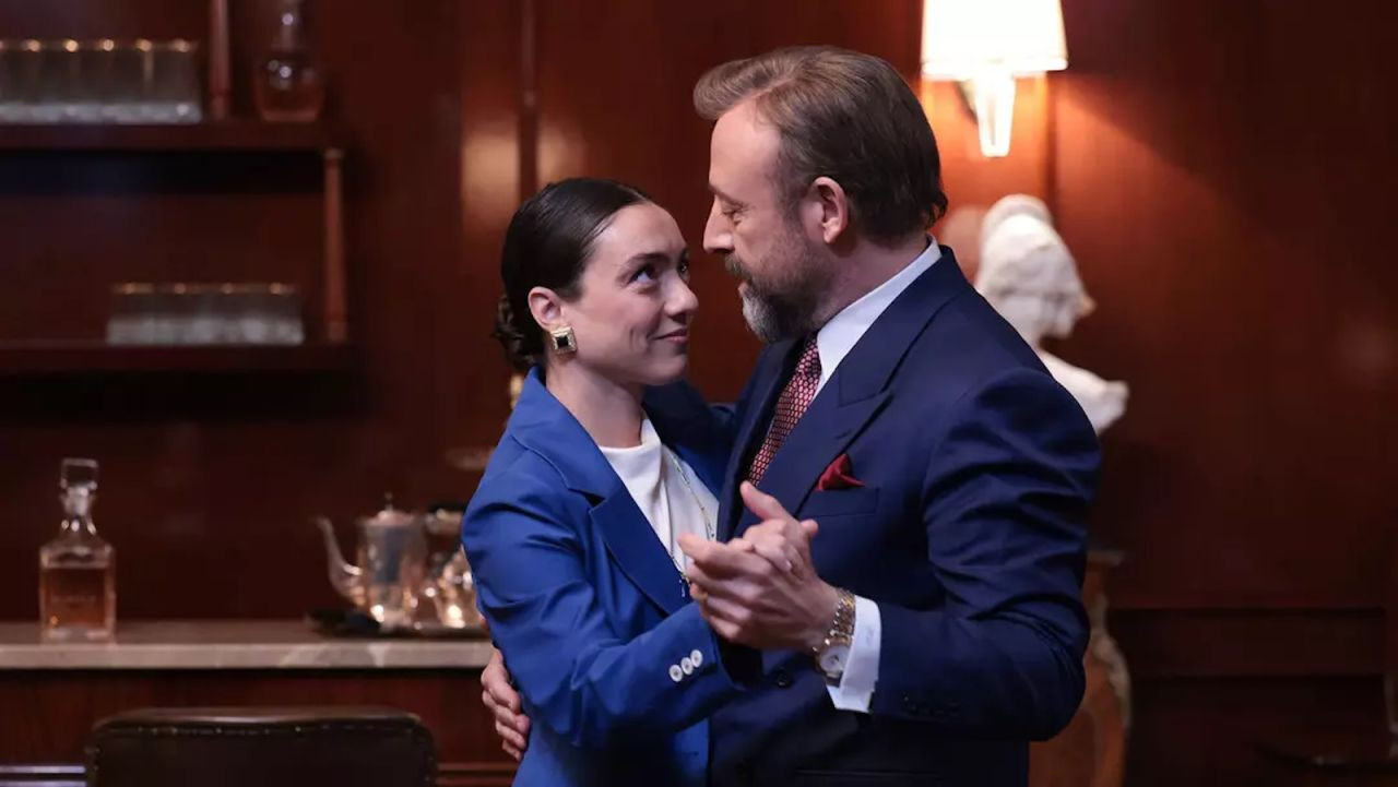 Kral Kaybederse yokuş aşağı! Üç oyuncu ayrıldı, final iddiası güçlendi - Resim: 1