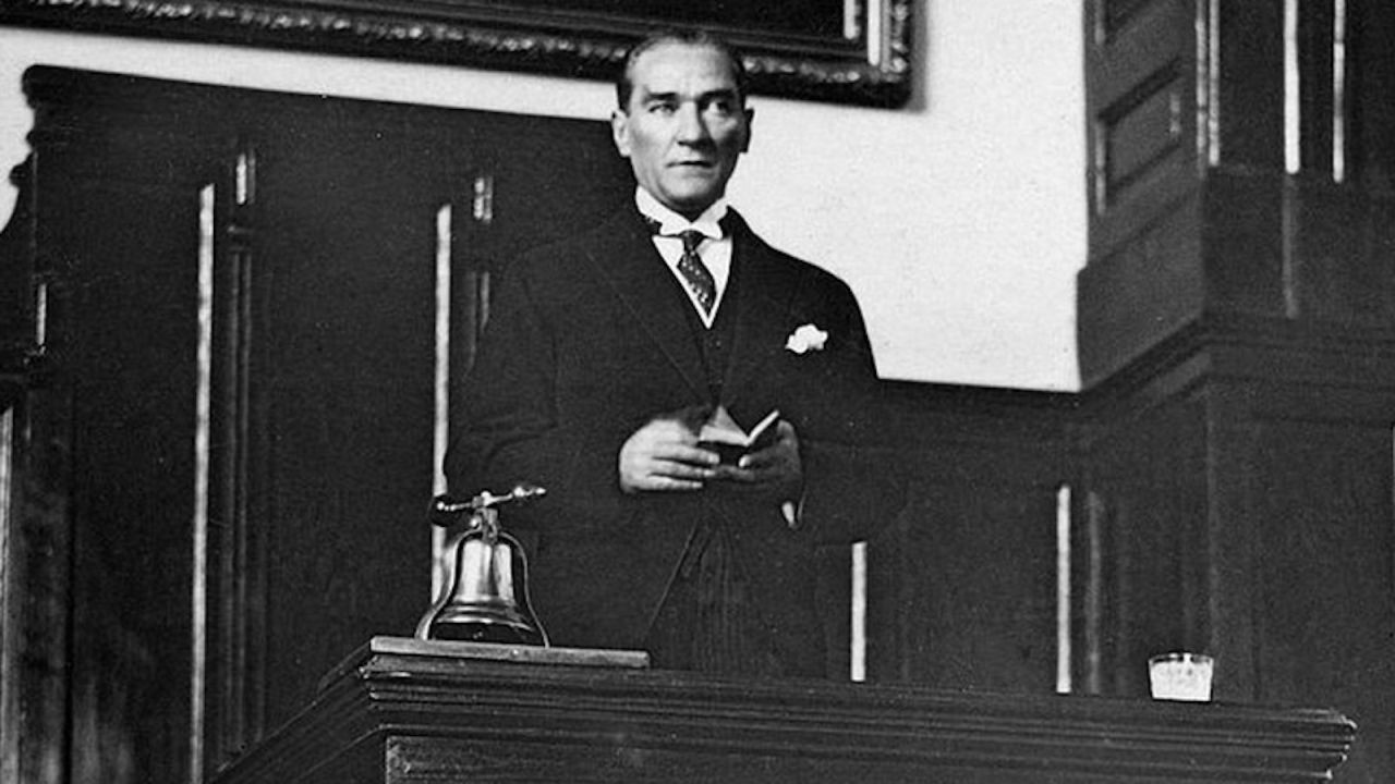 Mavi Gözlü Dev’e saygıyla: Atatürk 87 yıl sonra hâlâ bizimle - Resim: 1