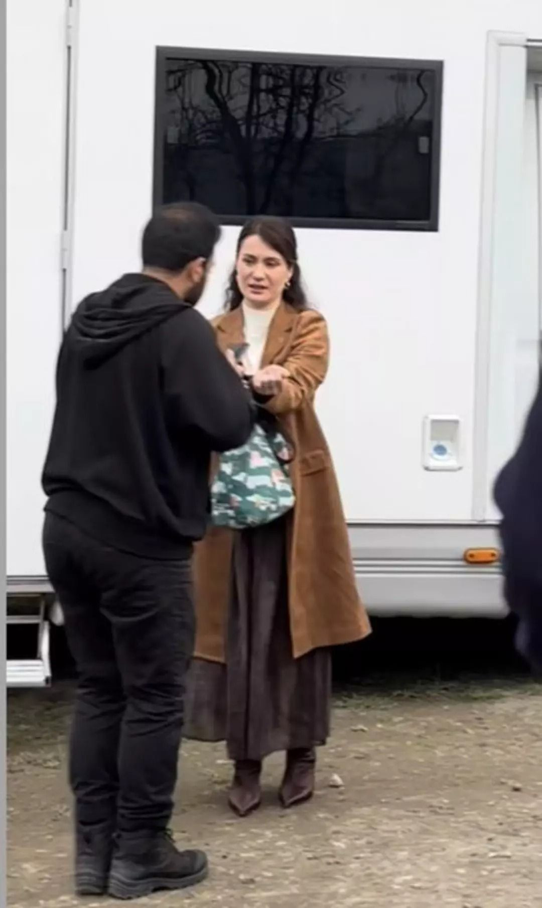 Taşacak Bu Deniz setinde sürpriz isim! - Resim: 3