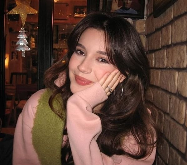 Kızıl Goncalar’ın Zeynep’i Mina Demirtaş’tan iddialı geri dönüş: Yaz Evi geliyor! - Resim: 9