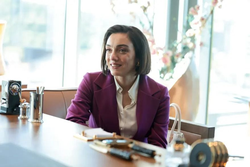 Kral Kaybederse 26. bölüm: Kenan’ı panik ve sarsıcı haber bekliyor - Resim: 4