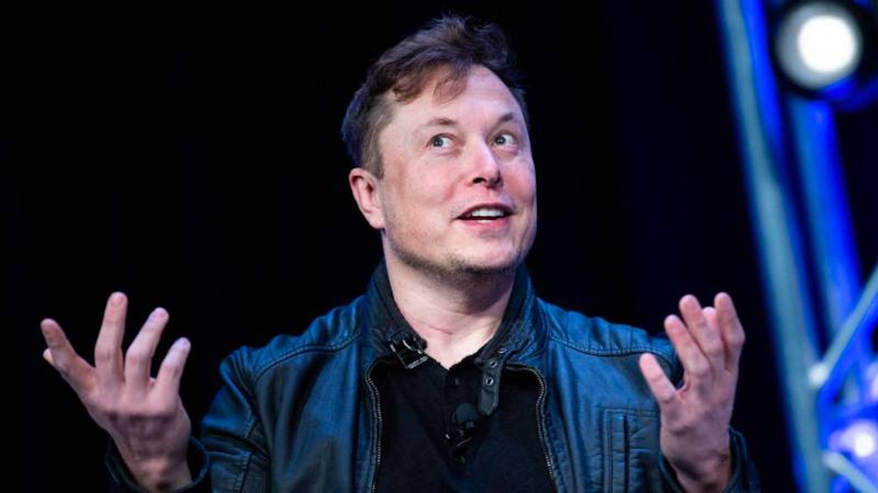 Elon Musk tarihe geçti: Serveti 600 milyar doları aşan ilk kişi oldu