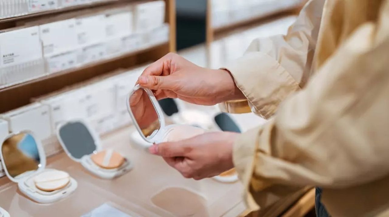 Her yerde şubesi var: Kozmetik zincirine bakanlık incelemesi - Resim: 1