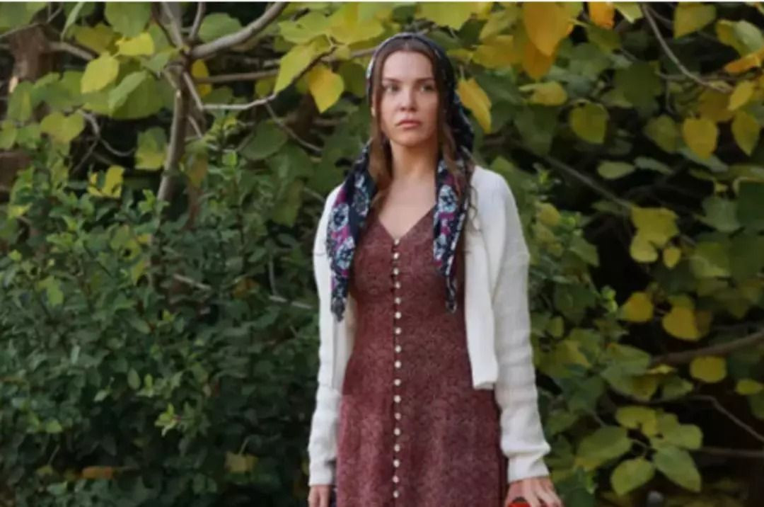 Uzak Şehir setinden aşk iddialarına Burak Şafak’tan yanıt geldi - Resim: 3