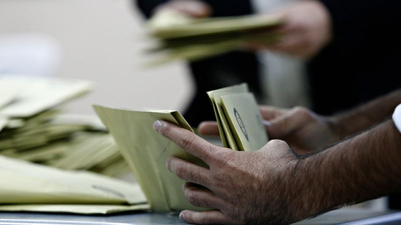 Recep Tayyip Erdoğan ve Mansur Yavaş karşı karşıya gelse sonuç ne olurdu? İşte anket - Resim: 2