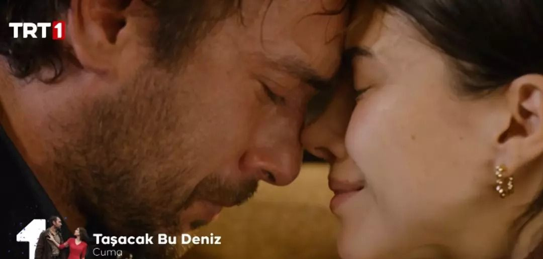 Afra Saraçoğlu, Taşacak Bu Deniz dizisinin hayranı çıktı - Resim: 3