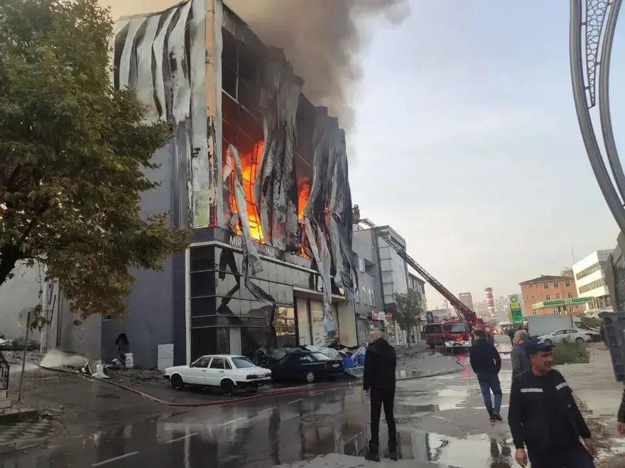 Kocaeli’deki fabrika faciasında skandal: İşçileri öldükleri gün sigortalı yapmışlar - Resim: 3