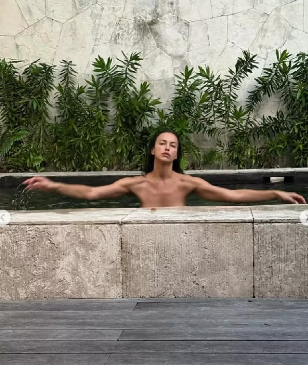 Irina Shayk’tan çarpıcı pozlar: Kusursuz fiziğinin sırrını açıkladı - Resim: 4