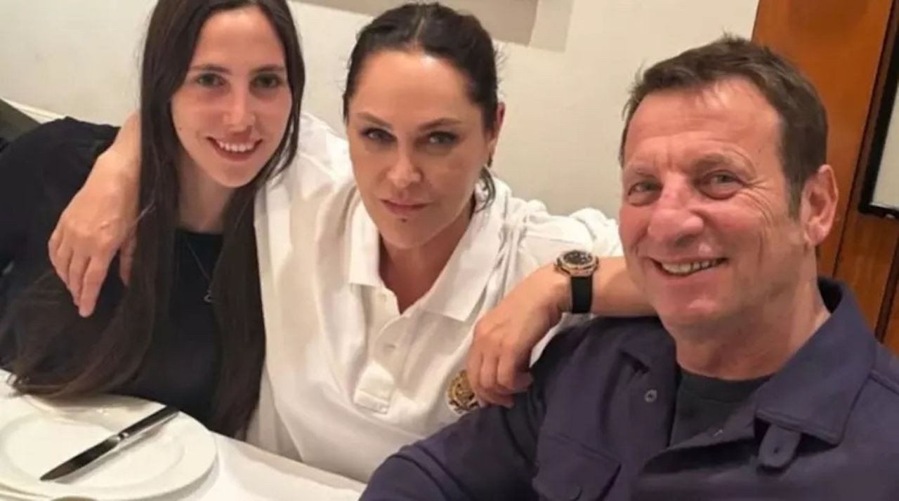 3 yıllık aşk: Zehra Çilingiroğlu evlilik hazırlığında mı? - Resim: 1