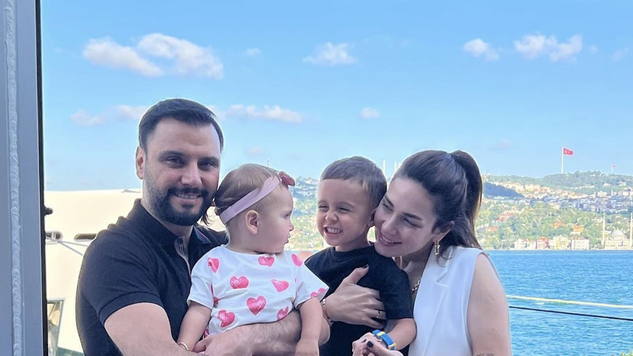 Şarkıcı Alişan'dan Umre paylaşımı: Yine nasip oldu şükürler olsun