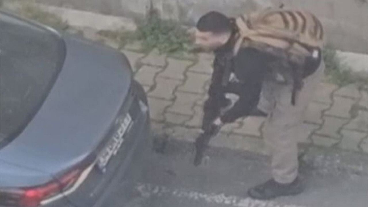 İsrail Konsolosluğu önündeki polislere terör saldırısı: İşte Saldırganın en net görüntüsü
