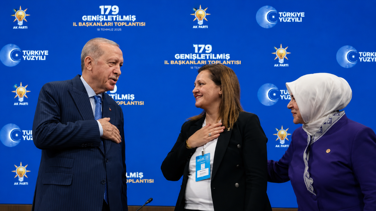 CHP'den AKP'ye geçen Afyonkarahisar Belediye Başkanı Köksal: Kemal Bey ile çalışmak çok güzeldi