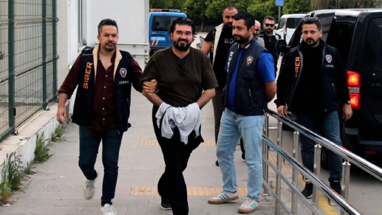 Rasim Ozan Kütahyalı, Nagehan Alçı'ya nafaka ödemediği için hapis cezası almış!