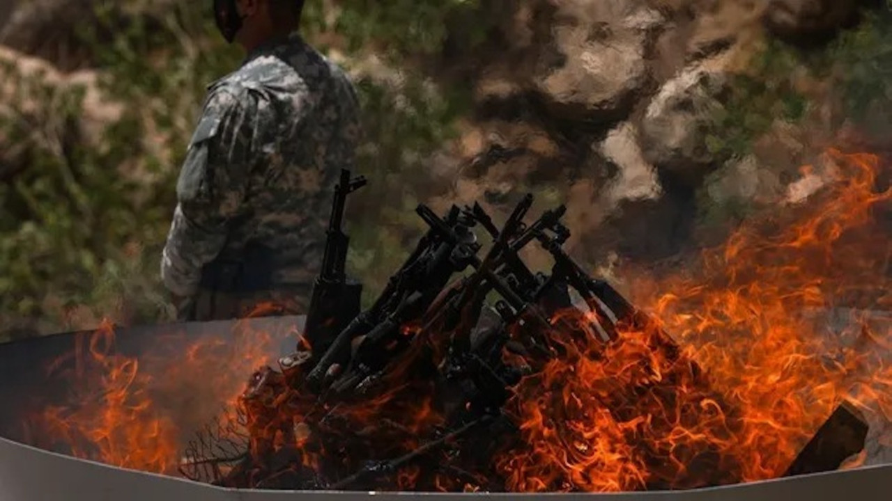 Silah bırakan PKK'lıların dönüşü için özel kanun hazırlığı iddiası