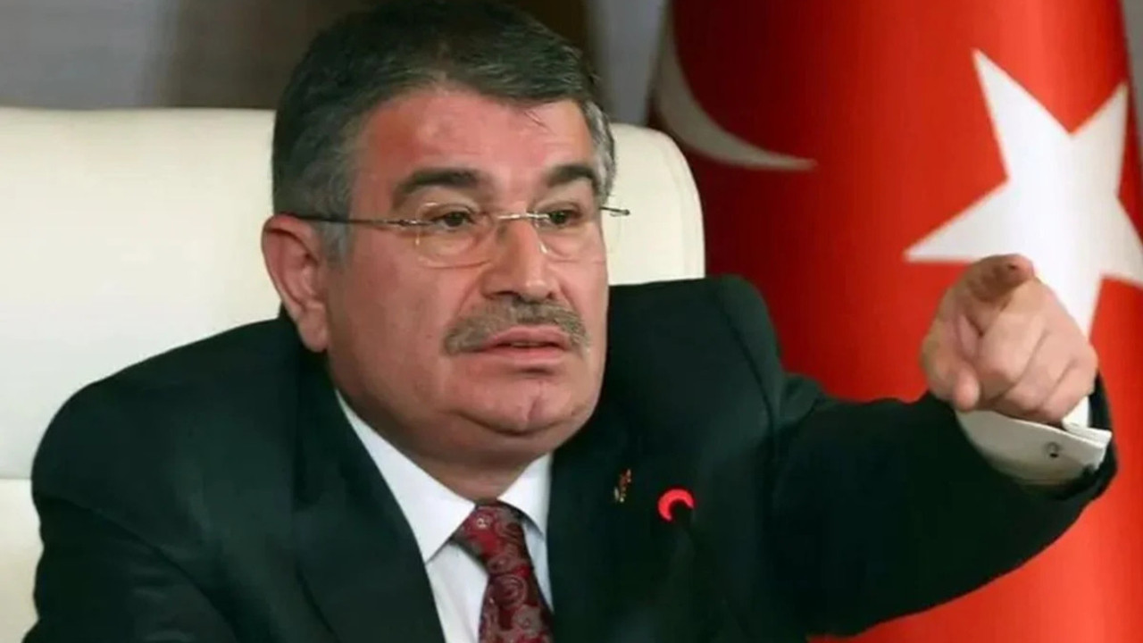 Cumhuriyet yazarı Terkoğlu: İdris Naim Şahin'e Erdoğan'ın eski yol arkadaşı kontenjanı uygulandı