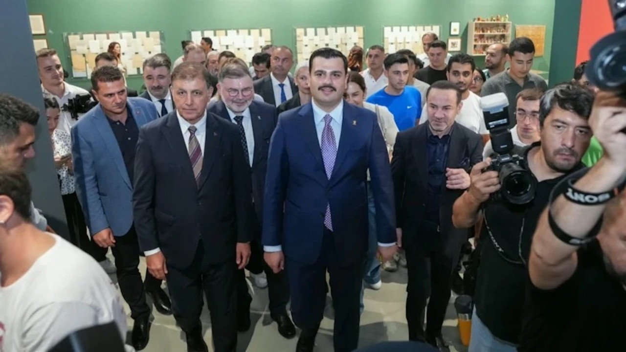 Cemil Tugay’dan dikkat çeken hamle! AK Partili isimle aynı etkinlikte